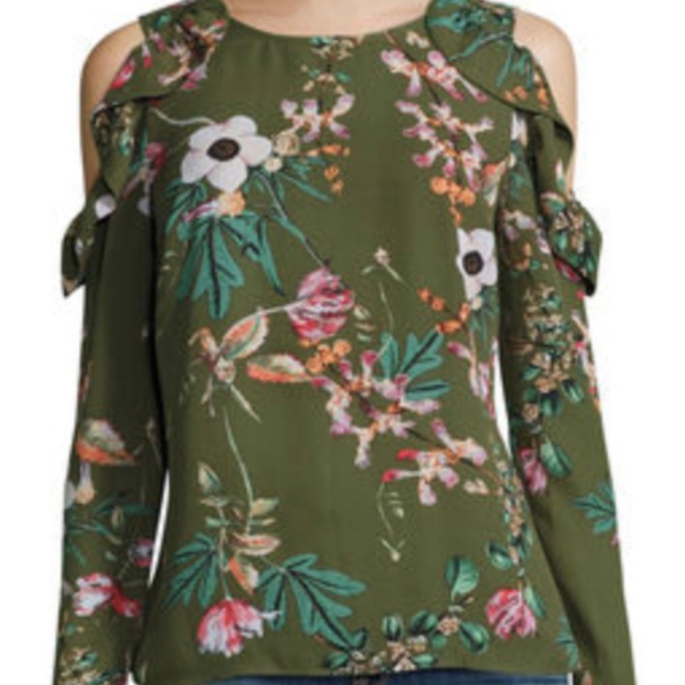 Belle Sky Cold Shoulder top